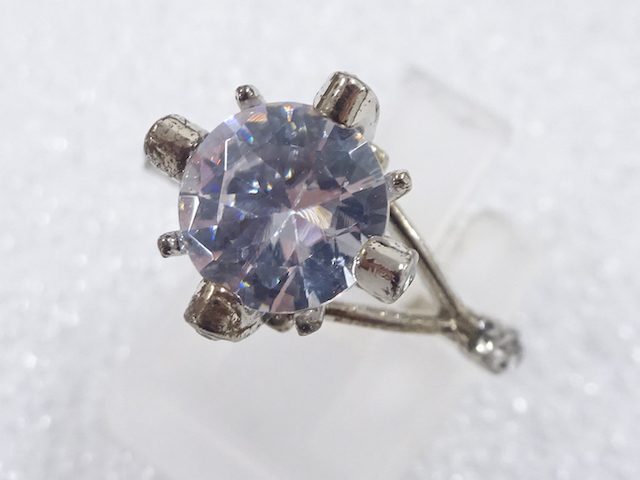 JAPANESE KIMONO / ANTIQUE CRYSTAL RING (SIZE 11)